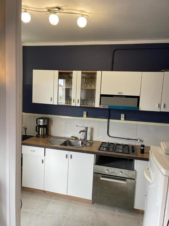 A 2 Pas De La Gare Apartment ชาลง-ซูร์-ซอน ภายนอก รูปภาพ